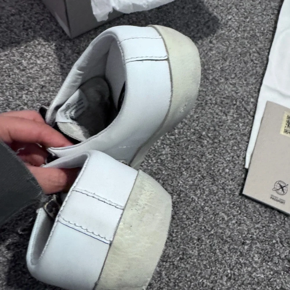FINAL⬇️NWB😍Golden Goose White Sneakers with Neon Green Star - Picture 7 of 12